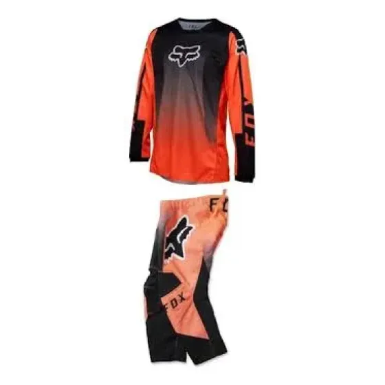 Ver más sobre Indumentarias Conjunto FOX Niño 4/5 años LEDD Naranja, Argentina